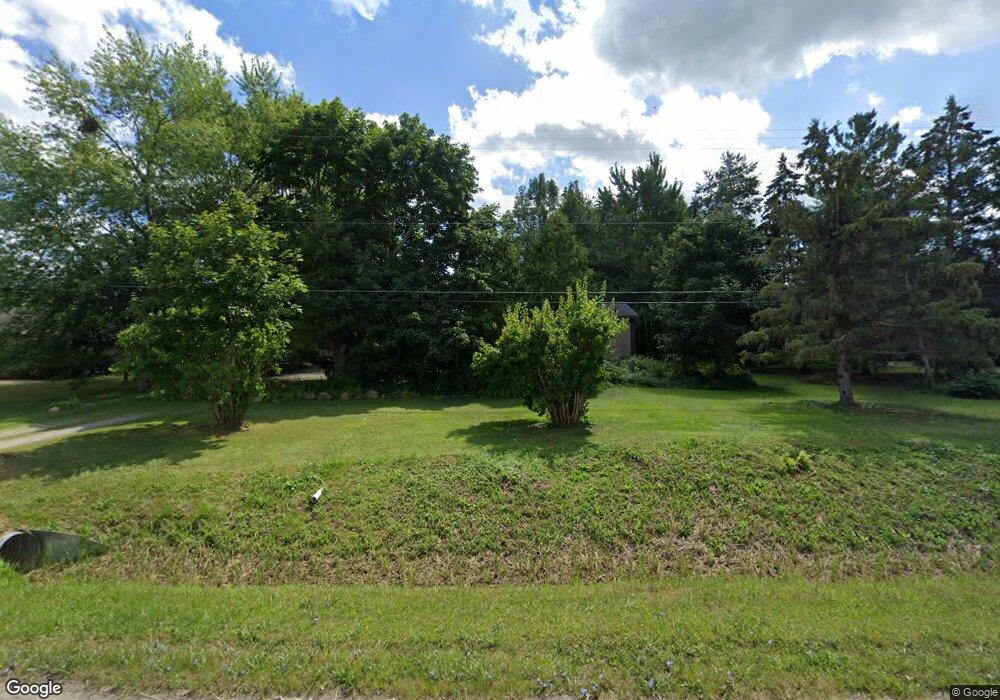 5383 W Coldwater Rd, Flint, MI 48504 - photo 1