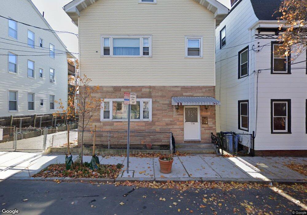 110 Thorndike St unit 1R, Cambridge, MA 02141 - photo 1