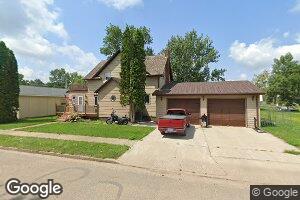 320 S 5th St, Wishek, ND 58495