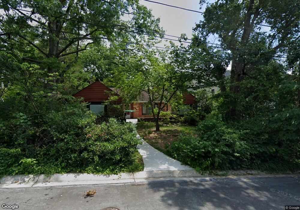 6807 Brennon Ln, Chevy Chase, MD 20815 - photo 1