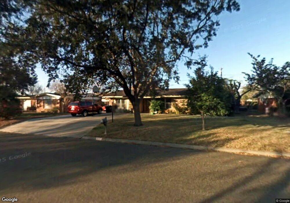 1010 Valley View Dr, Weslaco, TX 78596 - photo 1