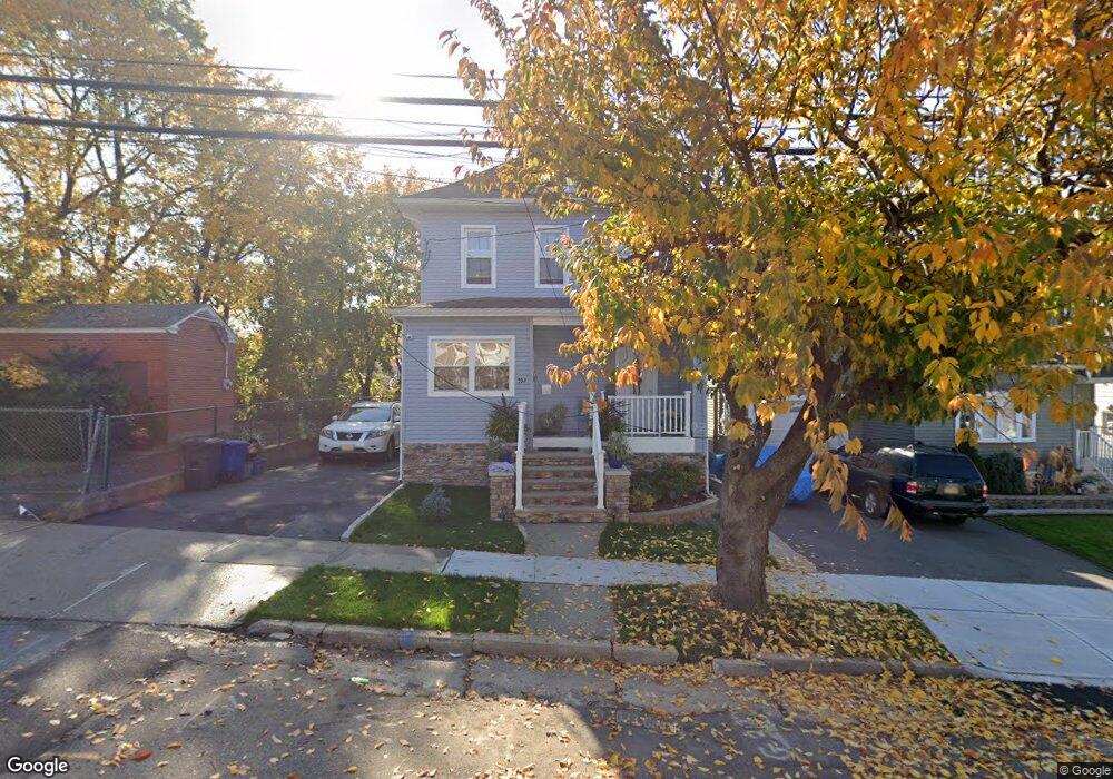 552 5th Ave unit 2nd Fl, Lyndhurst, NJ 07071 - photo 1