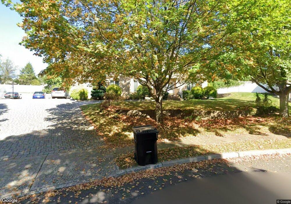 86 Lilac Ln, Paramus, NJ 07652 - photo 1