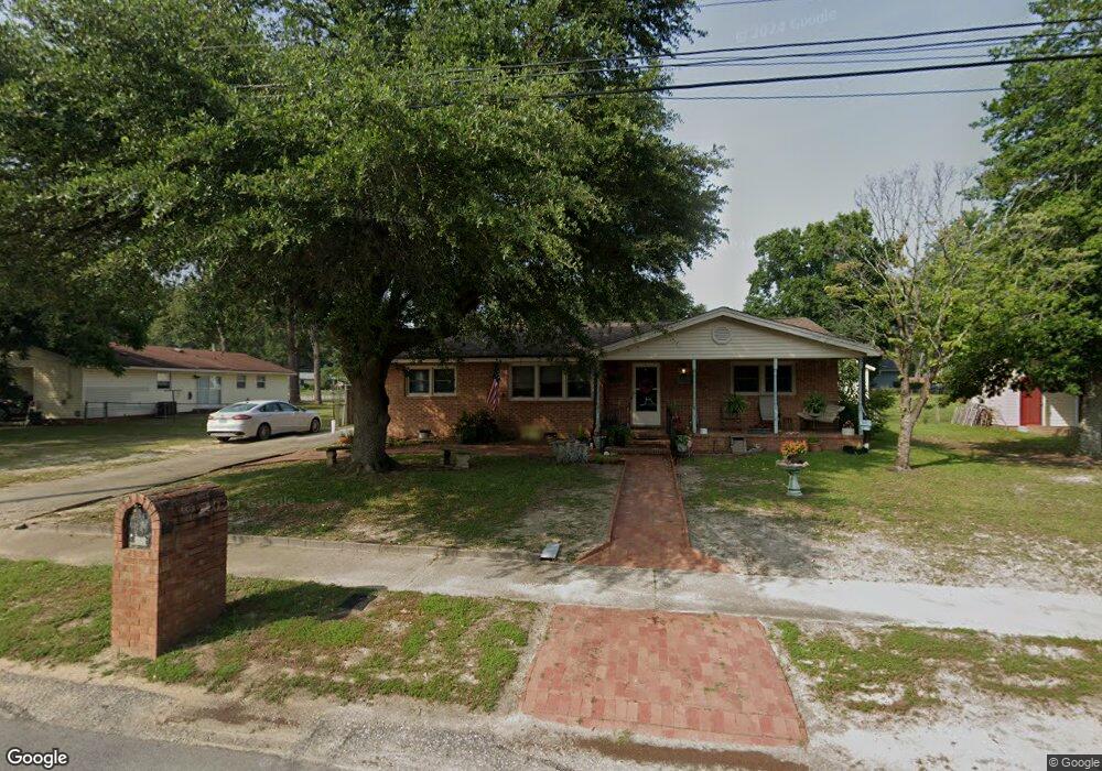 723 Wiltshire Rd, Fayetteville, NC 28314 - photo 1