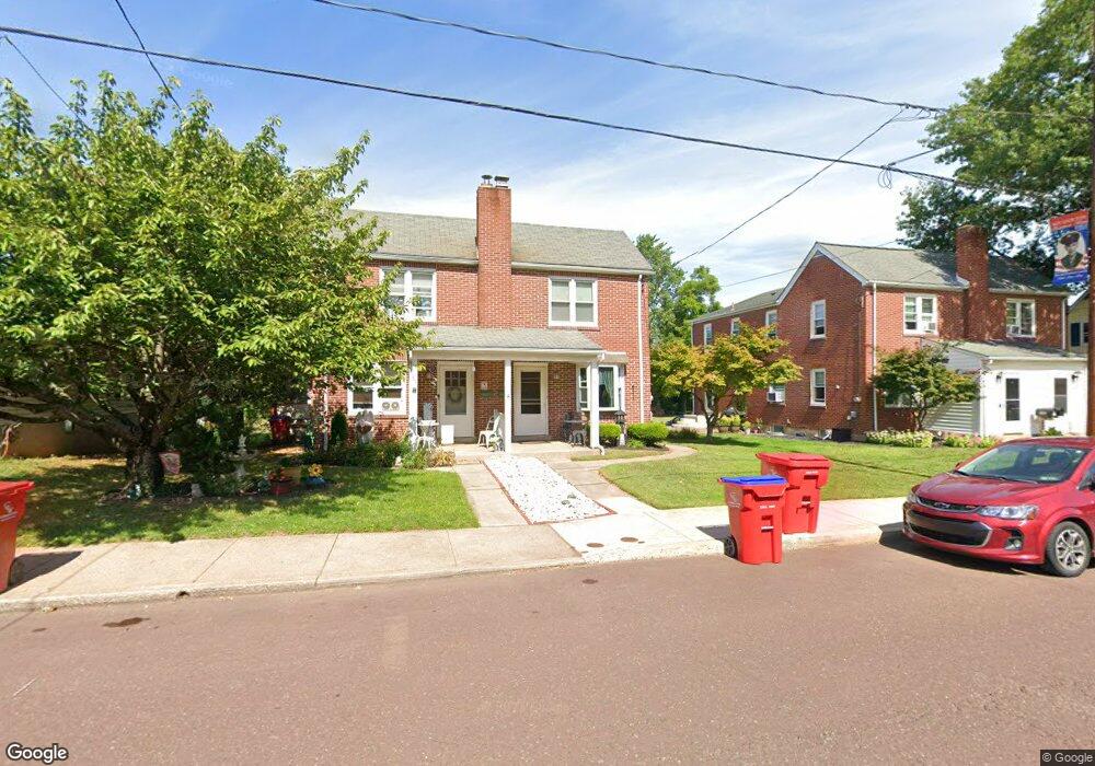 249 E Summit St, Souderton, PA 18964 - photo 1