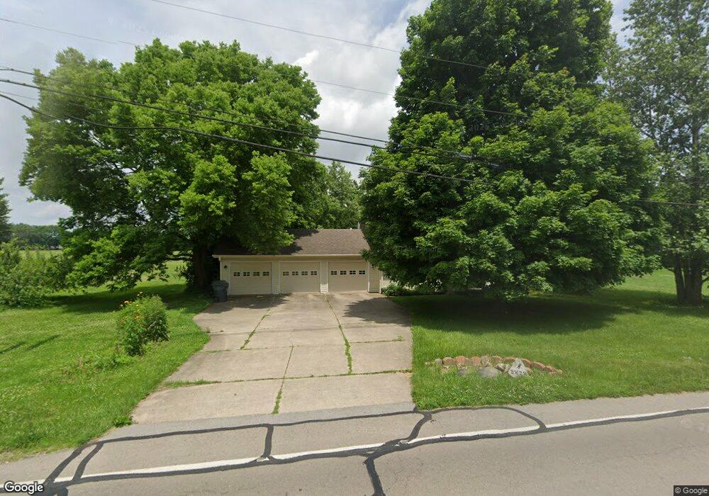 2828 E Cross St, Anderson, IN 46012 - photo 1