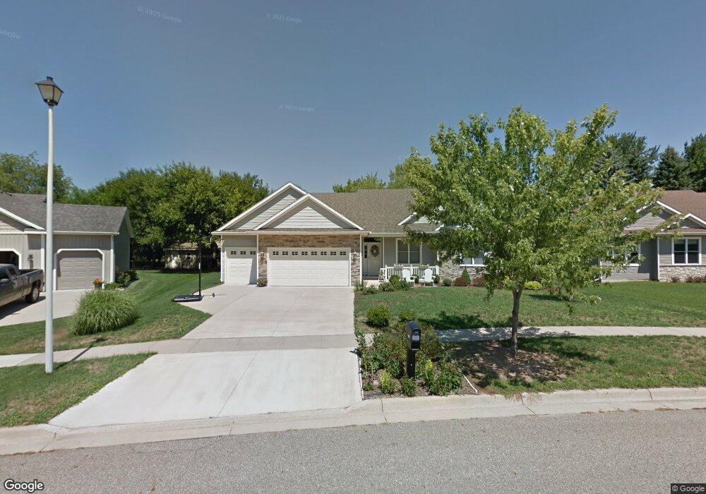 2696 Avalon Woods Dr, Portage, MI 49024 - photo 1