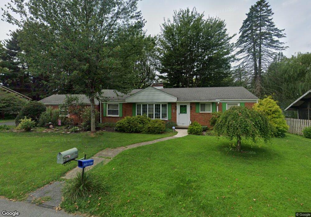 113 Old Orchard Dr, Easton, PA 18045 - photo 1