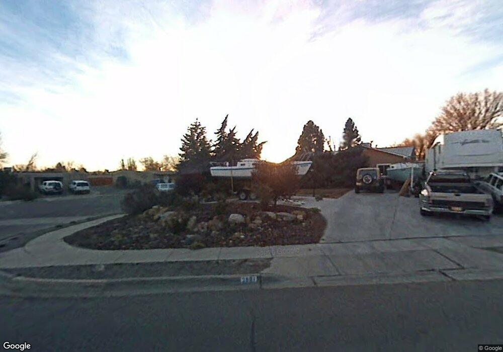 3711 Highland View Dr, Farmington, NM 87402 - photo 1