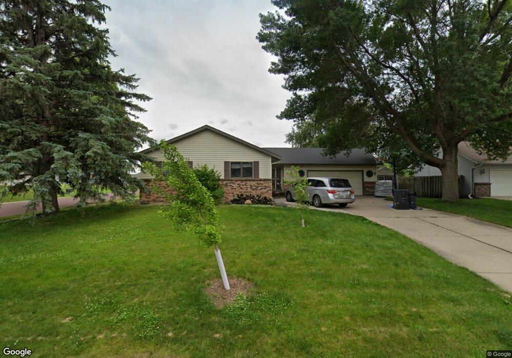 201 Cameo Ln, Mankato, MN 56001 - photo 1