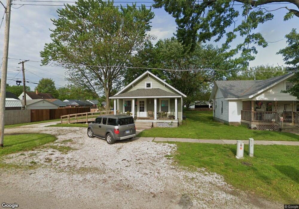 721 S 29th St, Mattoon, IL 61938 - photo 1