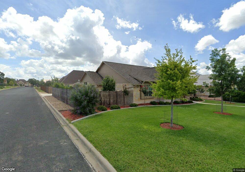 1211 Jennifer Ln unit 10, Fredericksburg, TX 78624 - photo 1