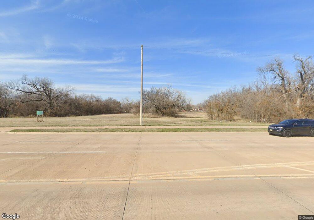 2204 NW 38th St, Lawton, OK 73505 - photo 1