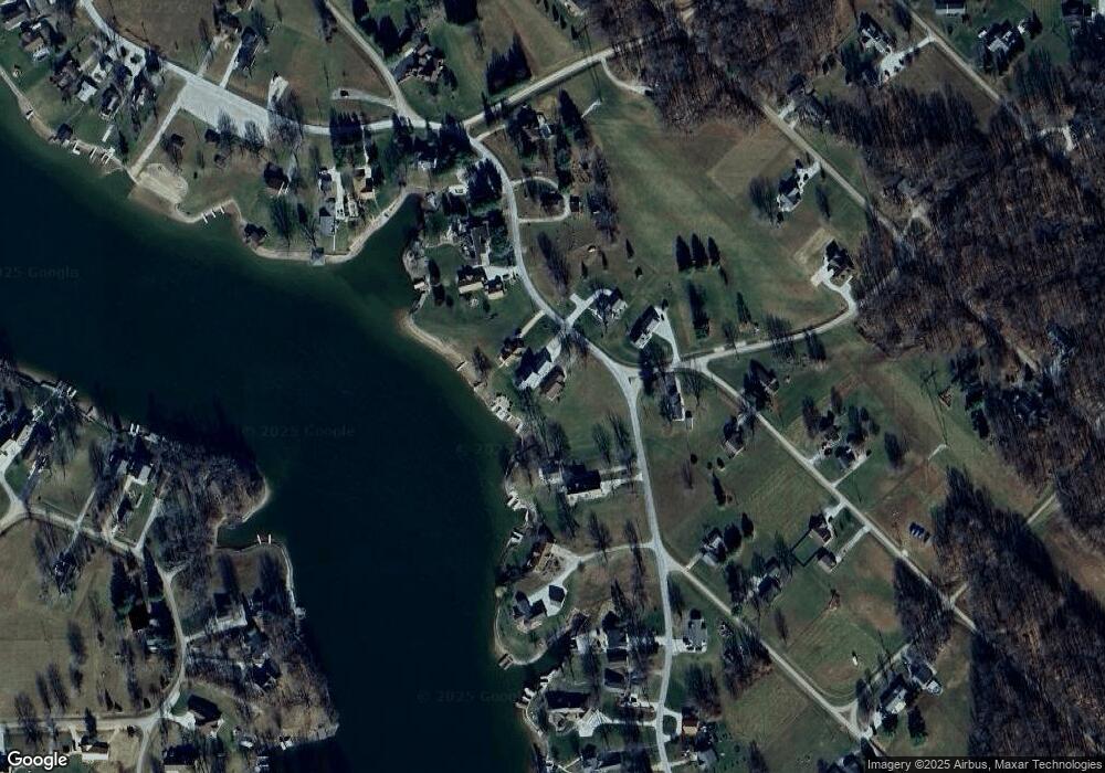 938 E Santee Dr, Greensburg, IN 47240 - photo 1