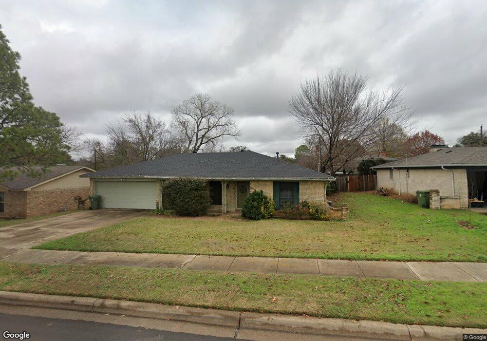 2124 Hurstview Dr, Hurst, TX 76054 - photo 1