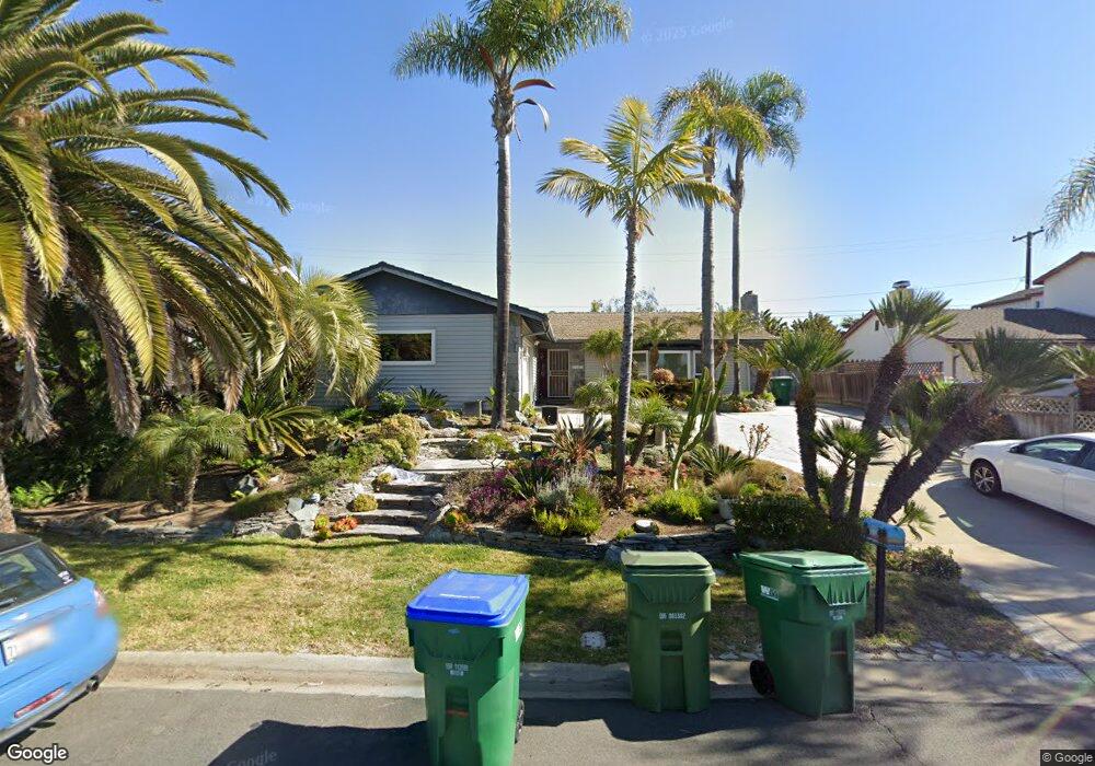 5460 Los Robles Dr, Carlsbad, CA 92008 - photo 1