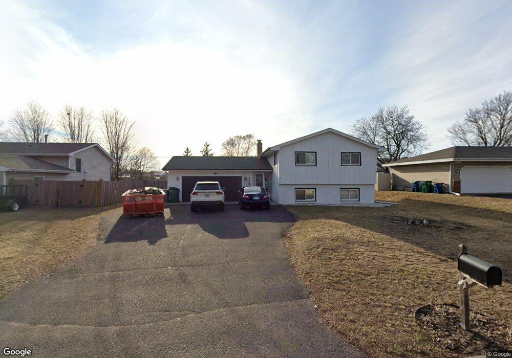 9385 Wellington Ln N, Maple Grove, MN 55369 - photo 1