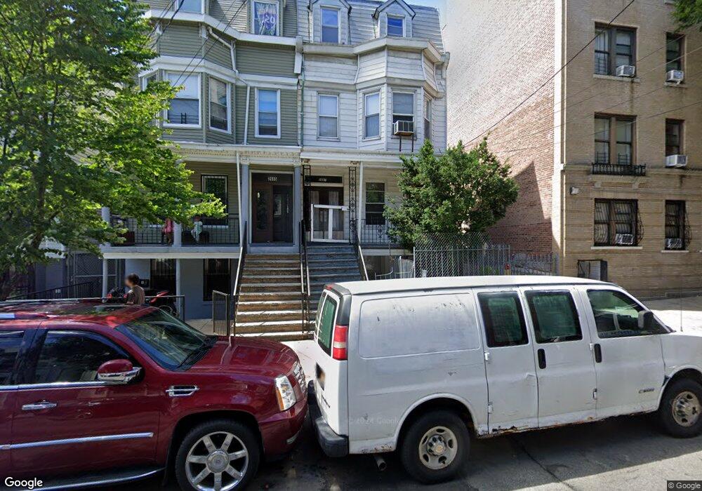 2687 Briggs Ave, Bronx, NY 10458 - photo 1