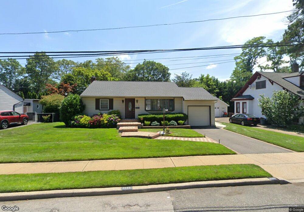 2272 Locust St, Merrick, NY 11566 - photo 1