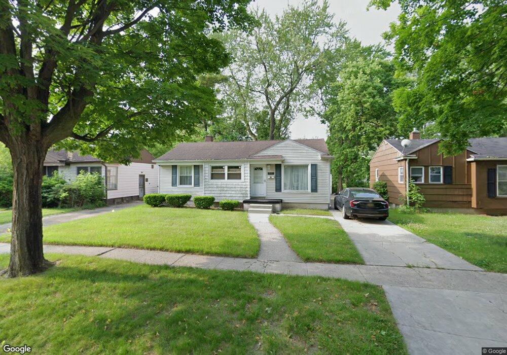 901 W Ridgeway Ave, Flint, MI 48505 - photo 1