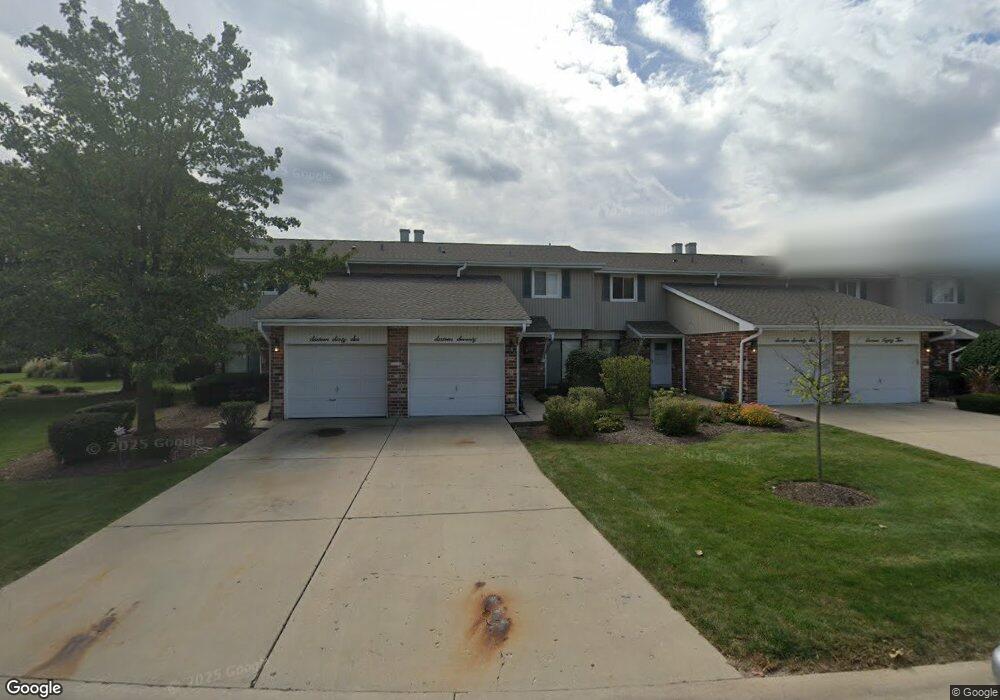 1670 Darwin Ct unit 1, Wheaton, IL 60189 - photo 1