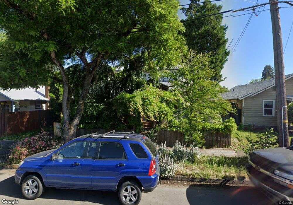 957 W 1st Ave, Eugene, OR 97402 - photo 1