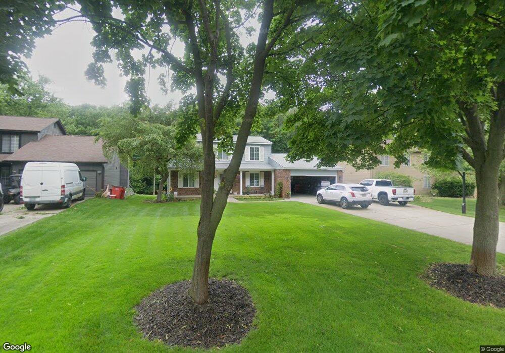 6528 Fieldview Ave, West Bloomfield, MI 48324 - photo 1