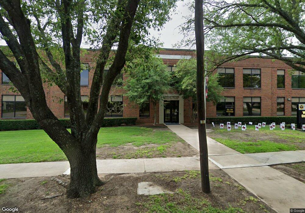 1201 S Rusk Ave, Denison, TX 75020 - photo 1