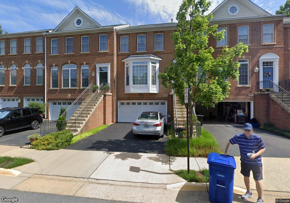 9914 Cyrandall Place, Oakton, VA 22124 - photo 1