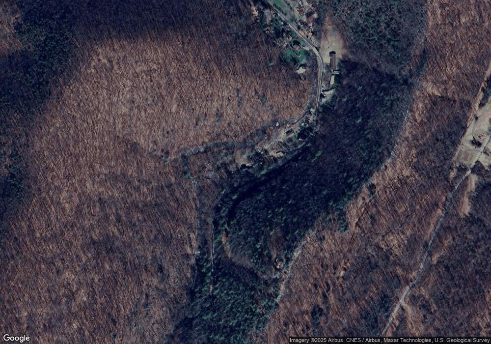 83 Carpenter Ln, Berkeley Springs, WV 25411 - photo 1