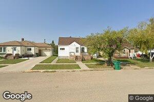 309 1st Ave SE, Rolla, ND 58367