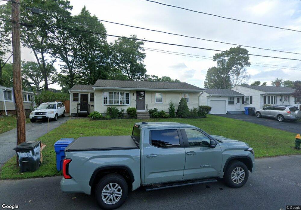 10 Pinewood Dr, Cranston, RI 02920 - photo 1