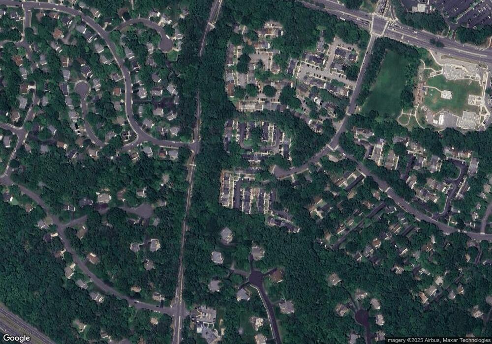 10310 Mockingbird Pond Ct, Burke, VA 22015 - photo 1