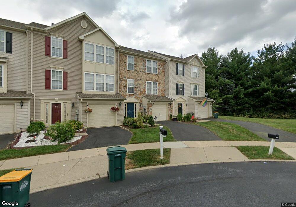 4011 Clubhouse Ct, Center Valley, PA 18034 - photo 1