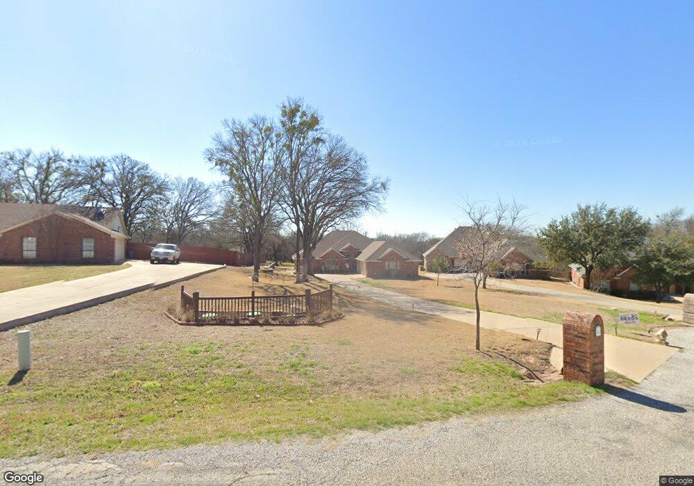 401 Bonita Dr, Granbury, TX 76049 - photo 1