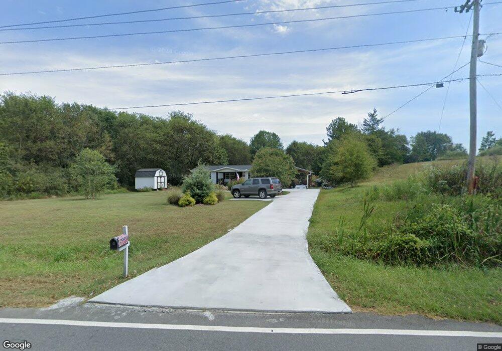 1078 Cash Rd SE, Calhoun, GA 30701 - photo 1