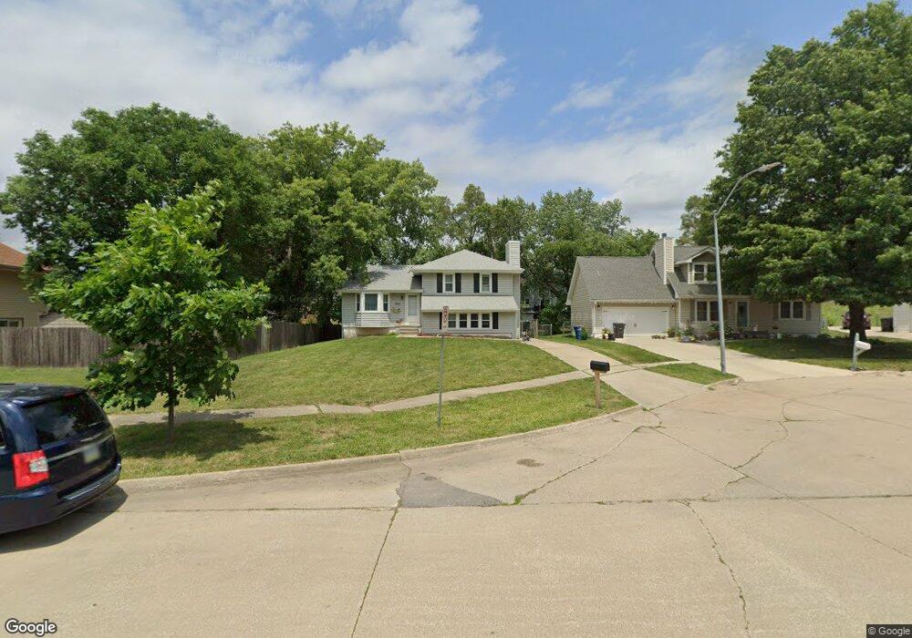 200 E Caulder Cir, Des Moines, IA 50315 - photo 1