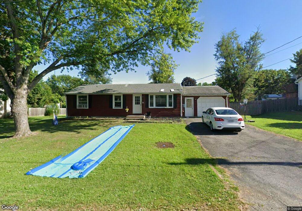 8 Kent Rd, Red Hook, NY 12571 - photo 1