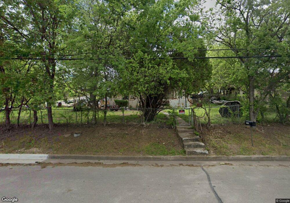 1005 W Oak St, Weatherford, TX 76086 - photo 1