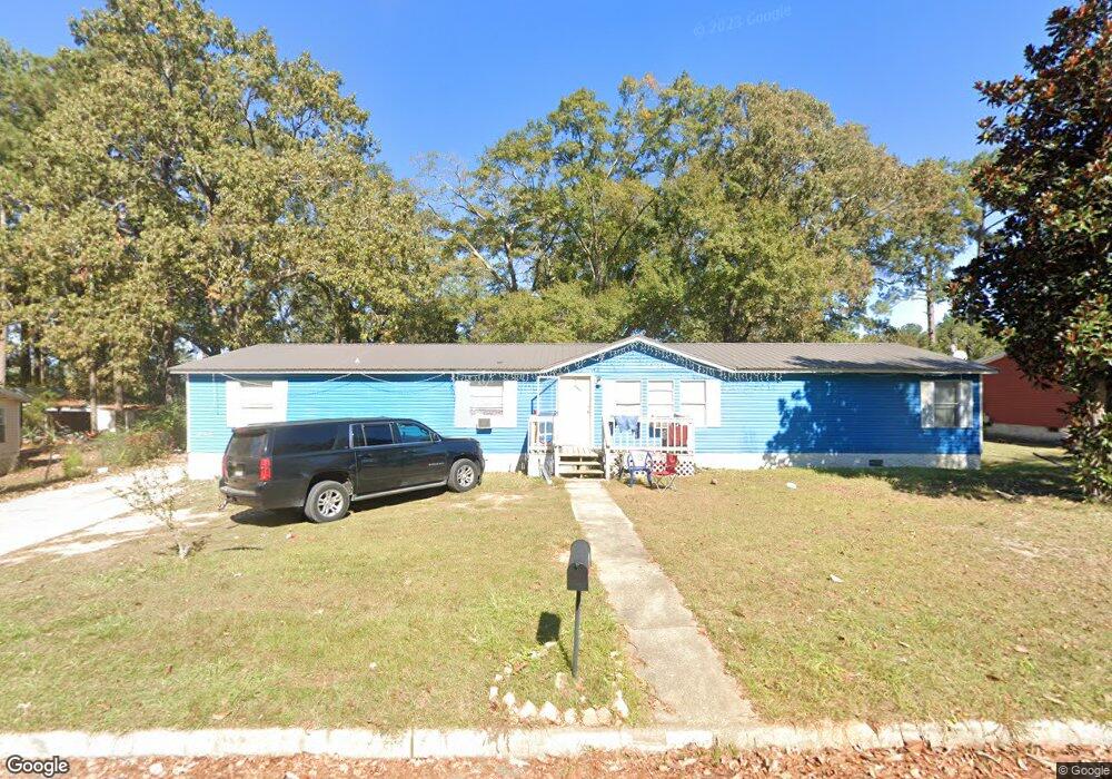 527 Covey Cir, Dothan, AL 36305 - photo 1