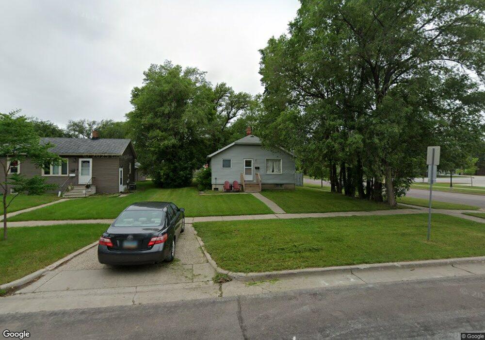 1642 8th St N, Fargo, ND 58102 - photo 1