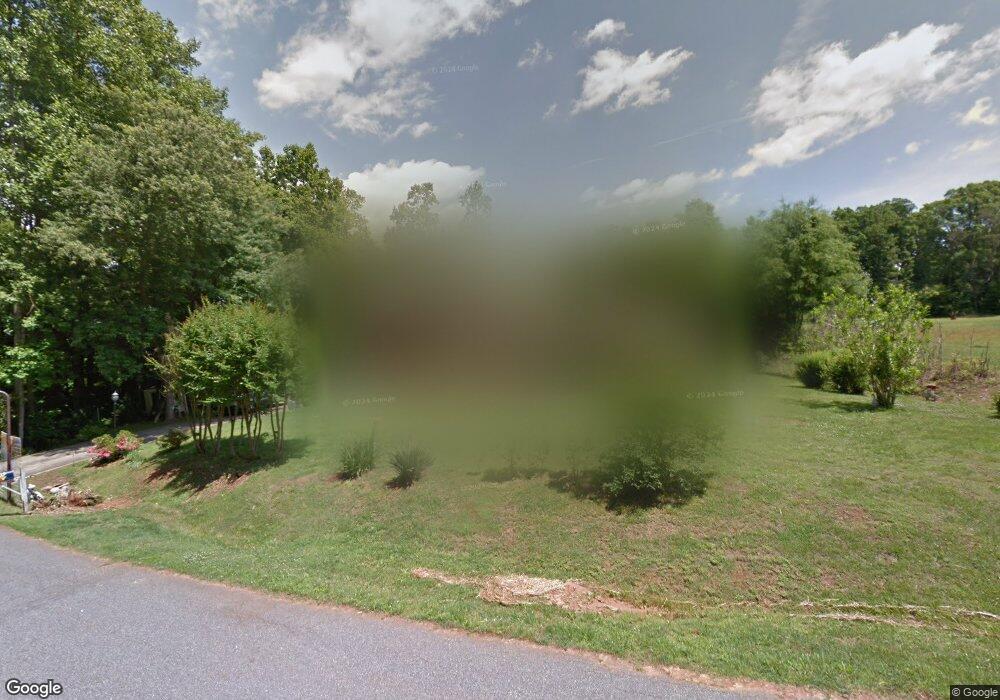 174 Chantilly Ln, Statesville, NC 28625 - photo 1