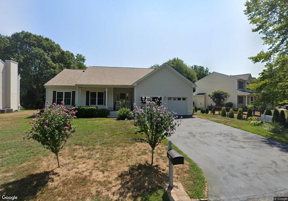 24 Birchwood Dr, South Kingstown, RI 02879 - photo 1