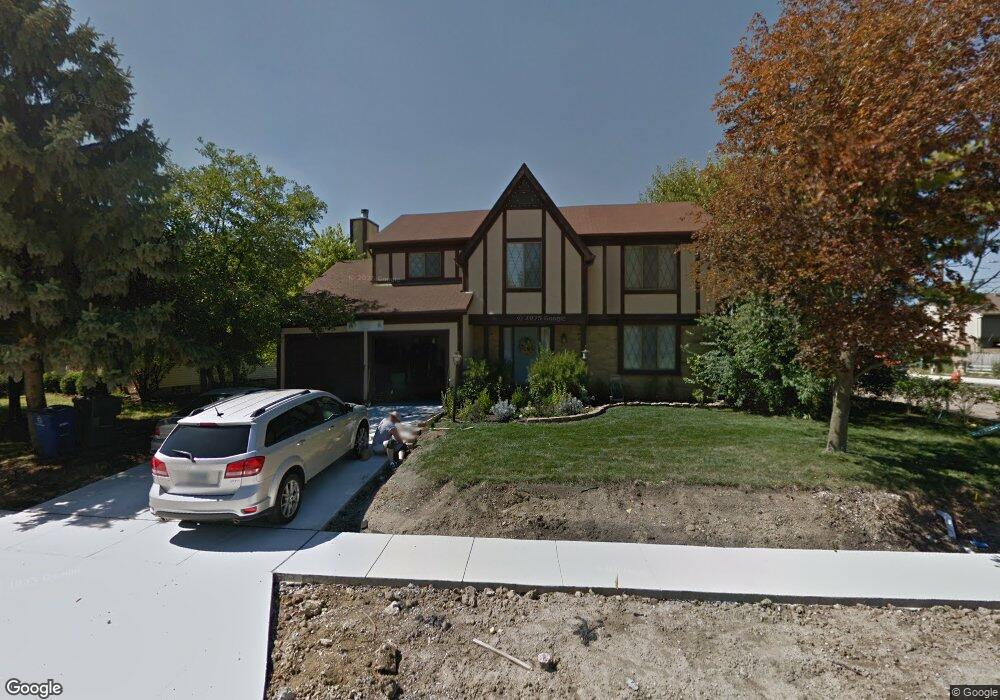 7911 Stanburn Rd unit O, Columbus, OH 43235 - photo 1