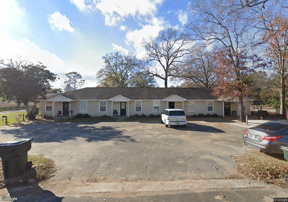 918 Palm St, Bainbridge, GA 39819 - photo 1
