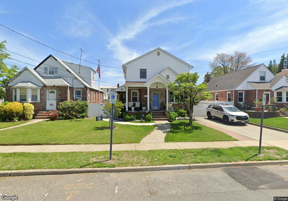 127 Grange St, Franklin Square, NY 11010 - photo 1