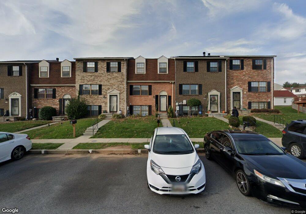 4804 Grand Bend Dr, Catonsville, MD 21228 - photo 1