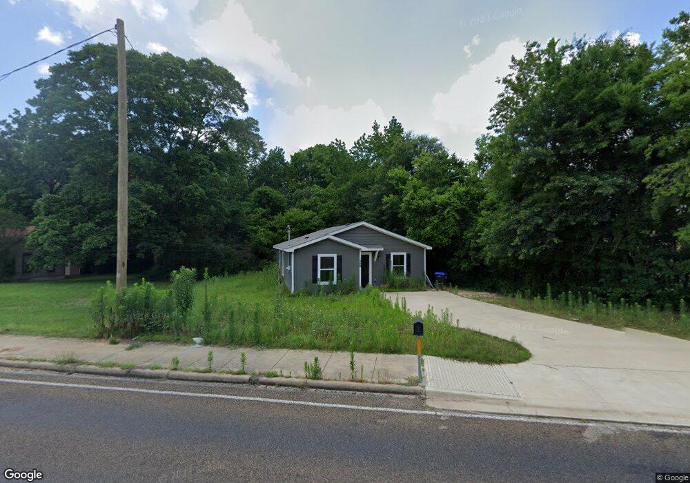 1509 Alpine Rd, Longview, TX 75601 - photo 1