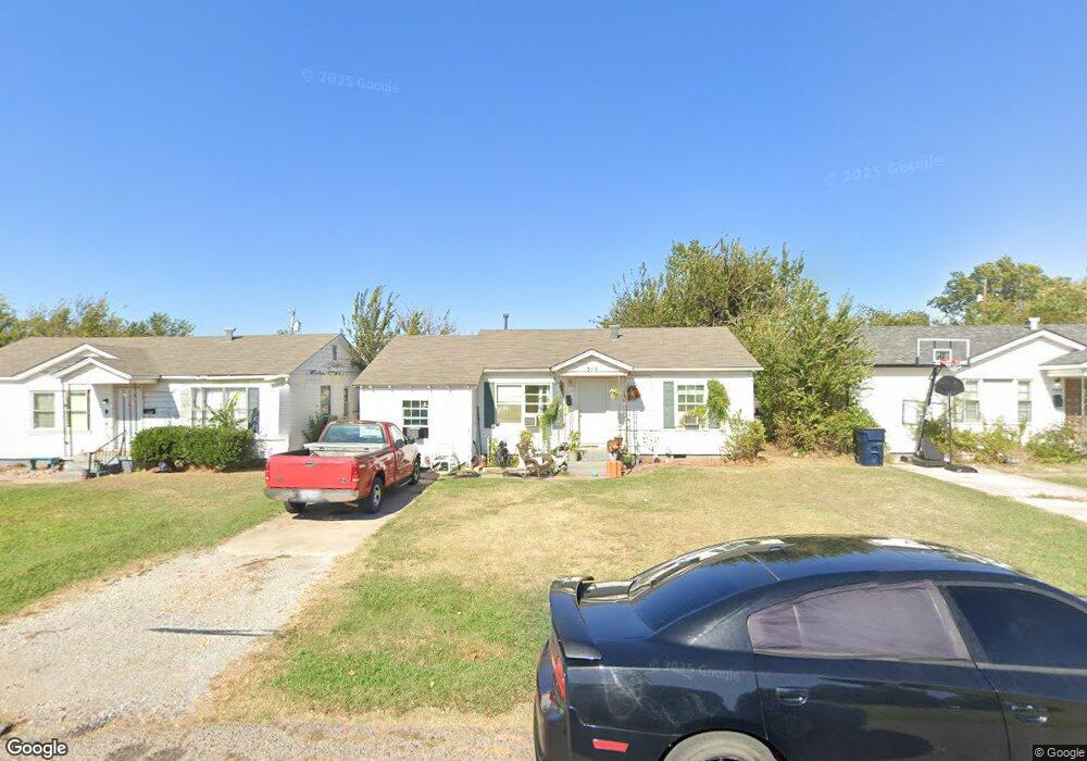 310 W 35th St, Shawnee, OK 74804 - photo 1