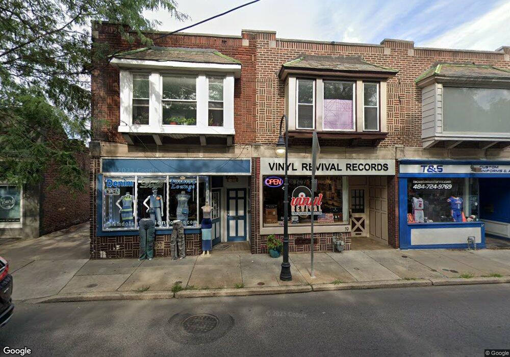 19 N Lansdowne Ave, Lansdowne, PA 19050 - photo 1